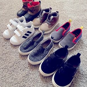 Toddler shoes size 6